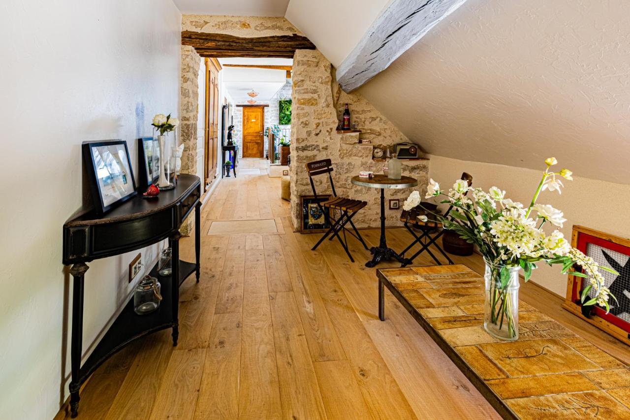 Le Domaine Des Carriers Bed & Breakfast Chevroches Bagian luar foto