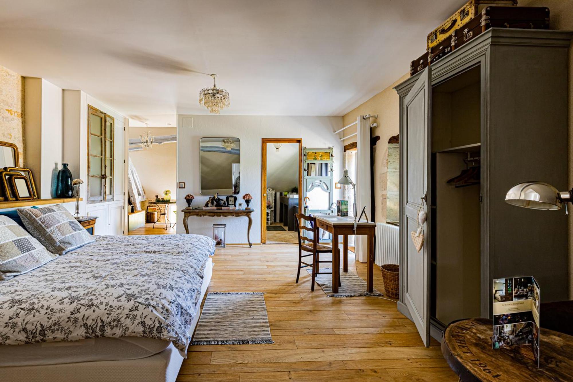 Le Domaine Des Carriers Bed & Breakfast Chevroches Ruang foto